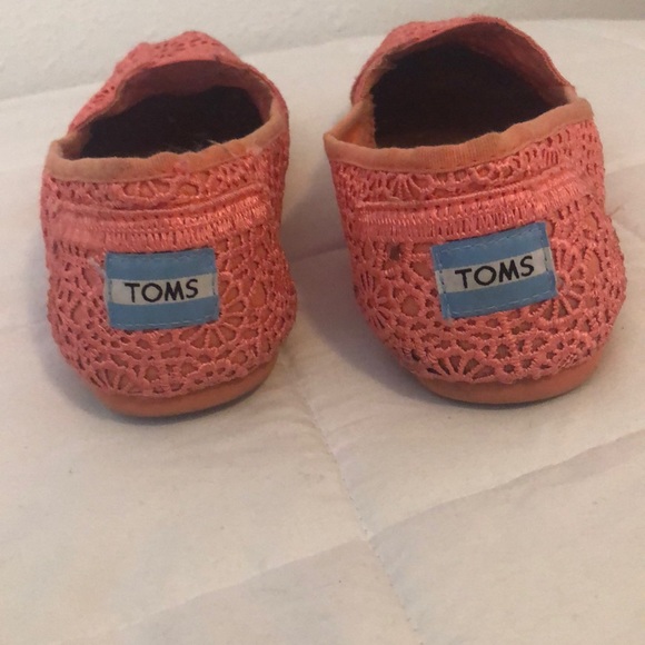 Pink TOMS💗 - Picture 3 of 4